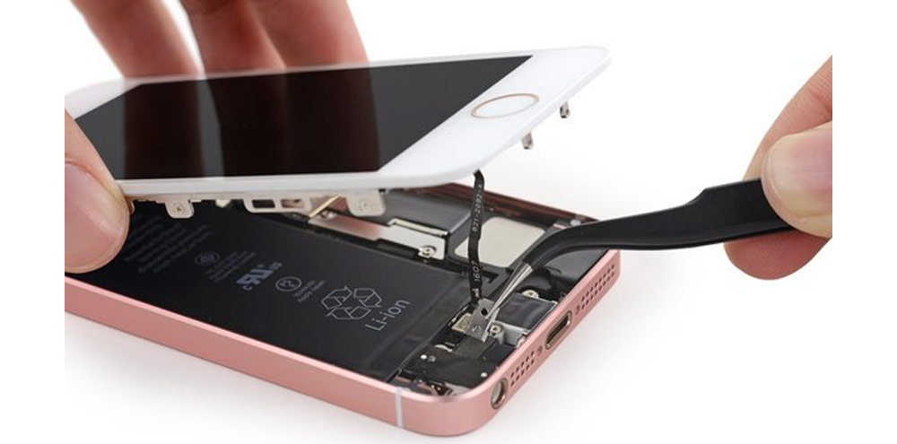 تعویض ال سی دی iPhone SE (2016)