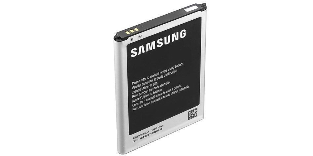 باتری Samsung Galaxy Note 2 در پس زمینه سفید رنگ