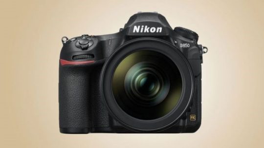 بهترین دوربین عکاسی دنیا: Nikon D850