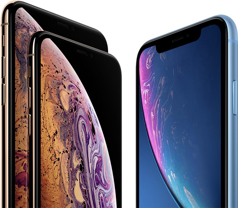 مقایسه ضخات آیفون XS در سمت چپ با iPhone XR در سمت راست