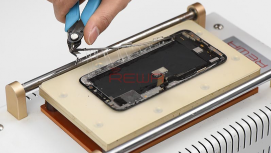 Bezel Removing