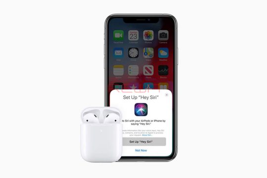 Hands-free Siri