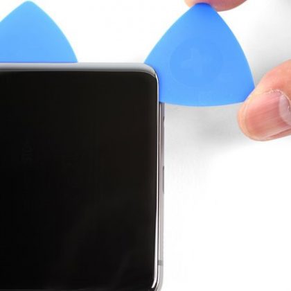 grease-little-and-open-glue-corners-2 کمی حرار دهید و چسب در گوشه ها را باز کنید