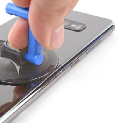 شکاف کوچکی ایجاد کنید شکاف کوچکی ایجاد کنید