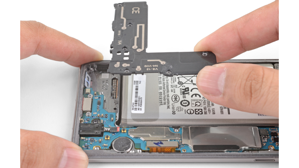 آموزش تعویض اسپیکر گوشی سامسونگ S10 پلاس