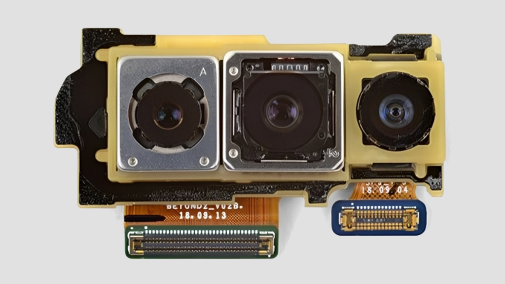 تعویض ماژول دوربین عقب سامسونگ گلکسی S10+