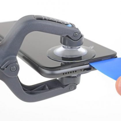 شکاف کوچکی ایجاد کنید شکاف کوچکی ایجاد کنید