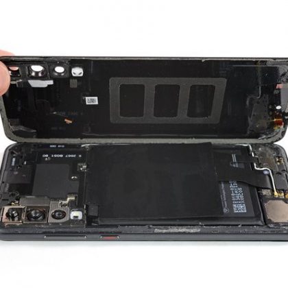 قاب پشت را بردارید