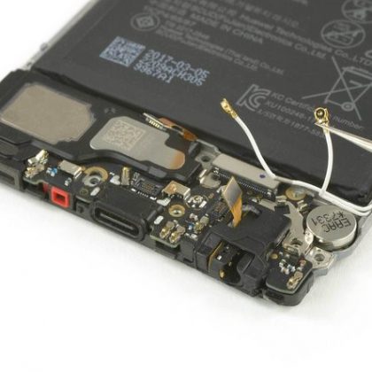کابل آنتن را از سوکتش خارج کنید