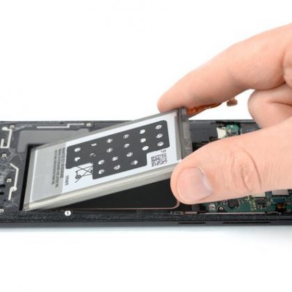 باتری را بردارید.