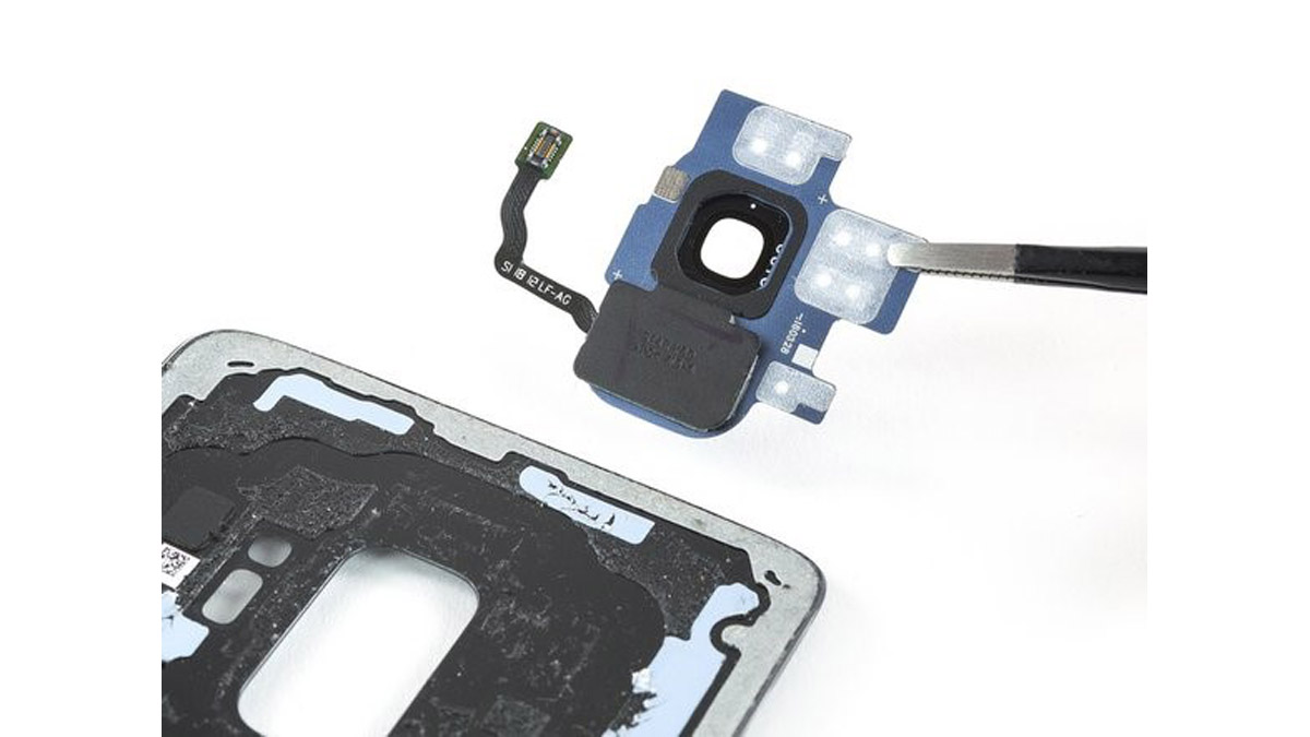 تعویض سنسور اثر انگشت و کاور لنز دوربین سامسونگ گلکسی S9 Plus