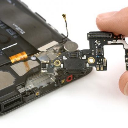 بورد شارژ را بردارید