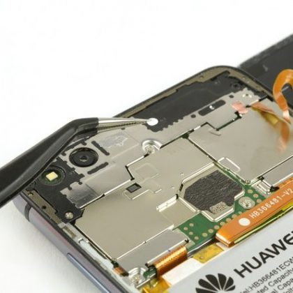 برچسب روی قاب میانی را بردارید