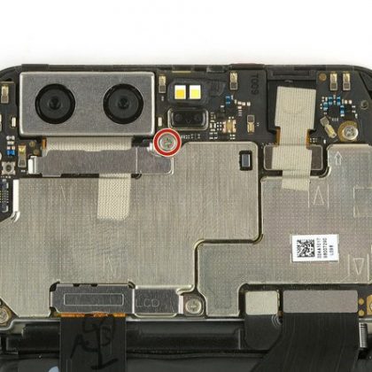 دوربین عقب را بردارید