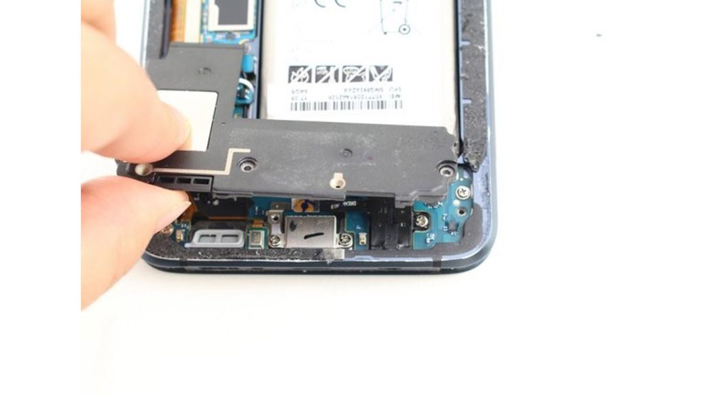 آموزش تعویض بلندگو سامسونگ S8 Active