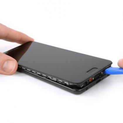 صفحه نمایش را از قاب جدا کنید