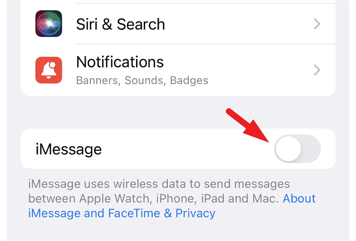 روی دکمه کشویی گزینه «iMessage» ضربه بزنید