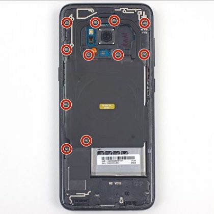 پیچ های فلت NFC و مجموعه کابل شارژ را باز کنید