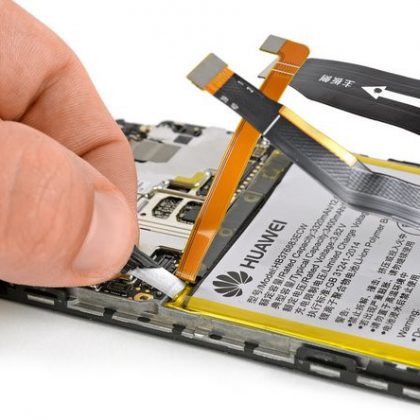 طرف دیگر نوارچسب را شل کنید