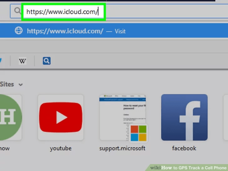 وب سایت iCloud را باز کنید