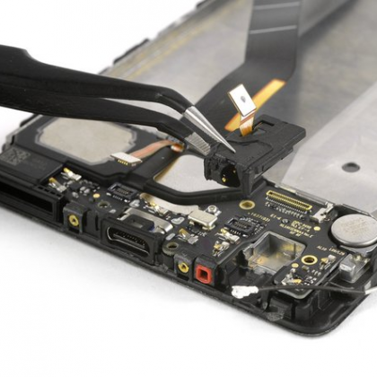 جک هدفون را خارج کنید