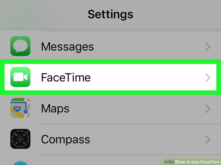 از منو تنظیمات پایین بیایید و روی گزینه FaceTime ضربه بزنید