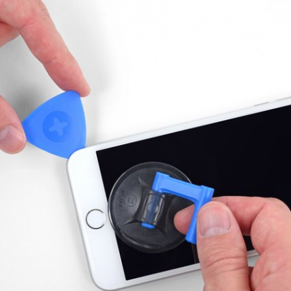 کاردک را در لبه پایین به گوشه چپ بکشید