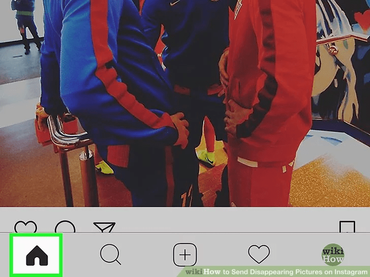 روی دکمه اصلی (Home button) ضربه بزنید