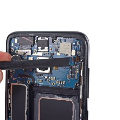 کانکتور sensor array را از سوکتش جدا کنید