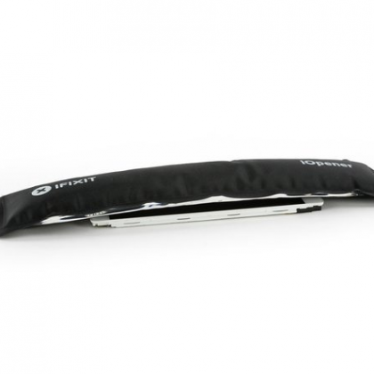 لبه ال سی دی را شل کنید