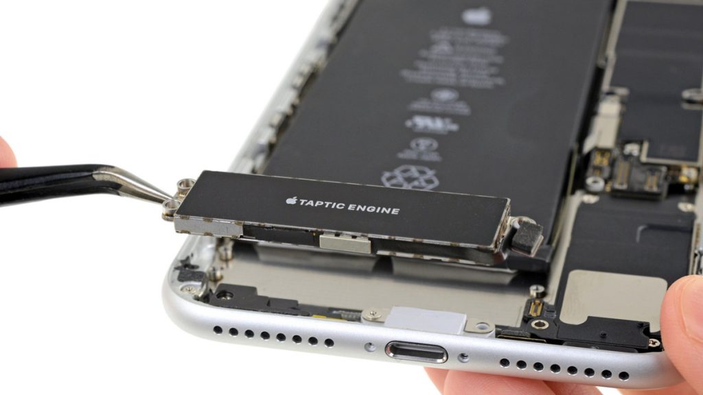 تعویض موتور تپتیک آیفون 8 پلاس