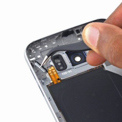 دکمه های ولوم صدا را بردارید