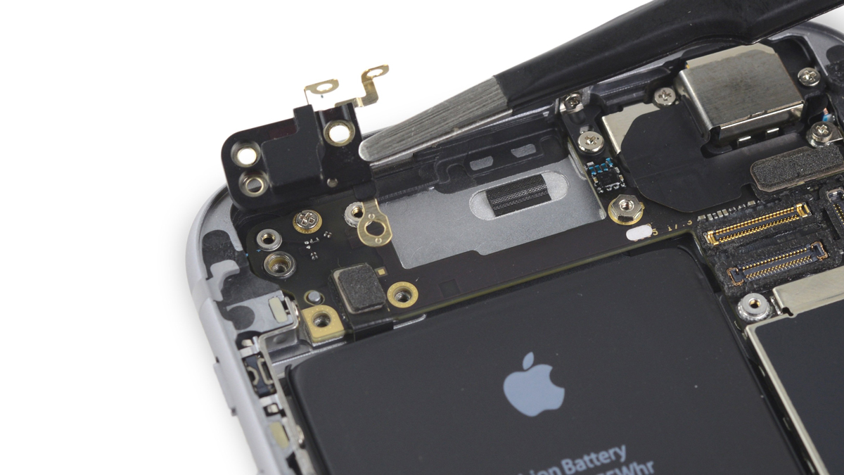 آموزش تعویض فلت آنتن گوشی آیفون 6s