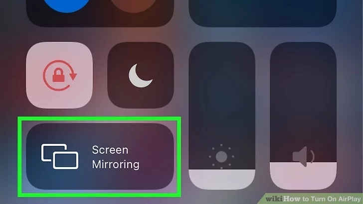 بر روی گزینه Screen Mirroring بزنید