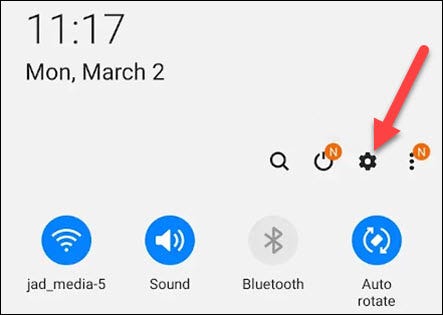 وارد بخش تنظیمات در گوشی اندرویدی سامسونگ شوید
