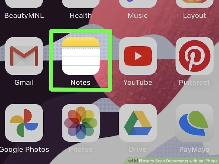 اپلیکیشن Notes را بر روی گوشی خود باز کنید