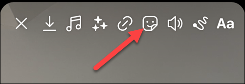 بر روی آیکون استیکر در استوی بزنید