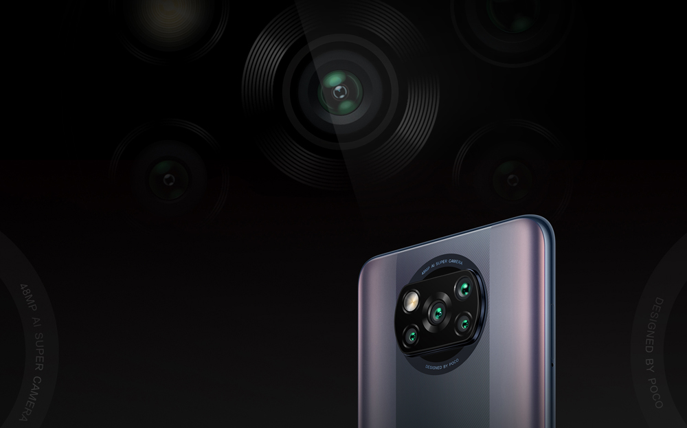 گوشی پوکو ایکس 3 پرو در یک پس زمینه مشکی رنگ که در آن دوربین های چهارگانه با چیدمان ضربدری نمایش داده می شوند و شبح لنز اصلی در بالای آن قرار دارد