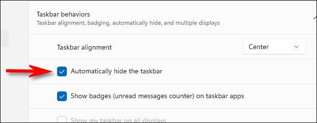 تیک در کنار گزینه “Automatically Hide the Taskbar.” را علامت بزنید