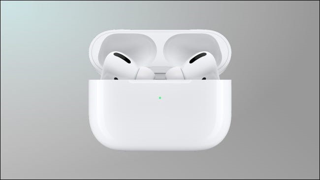 airpods pro در پس زمینه خاکستری
