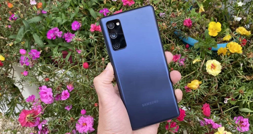 گوشی S20 FE سامسونگ با حافظه 256 و رم 8 گیگابایت