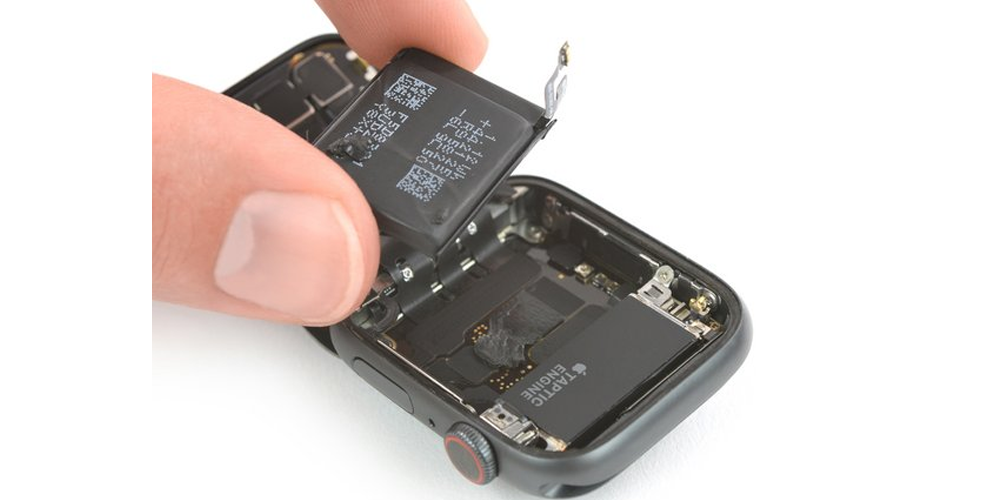 باتری اپل واچ سری ۴ مدل ۴۴ میلیمتر