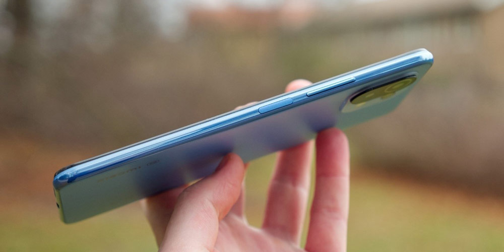 لبه راست گوشی Xiaomi 11 Lite 5G NE