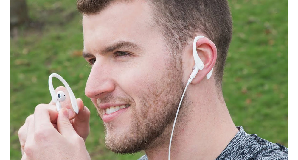 ایرفون ها و یا Ear-fitting headphones