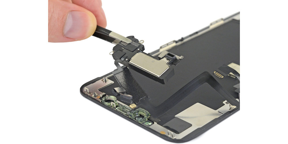 تعویض اسپیکر مکالمه گوشی iPhone 11 pro