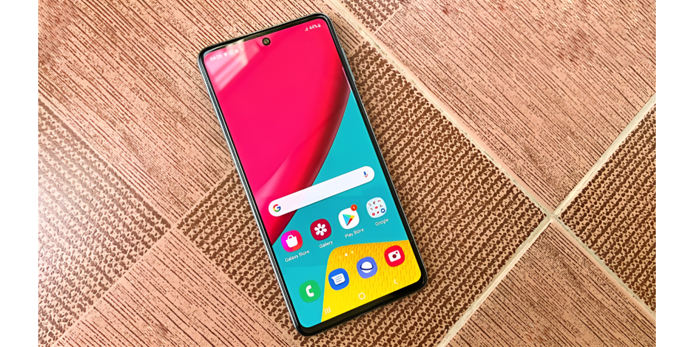 صفحه نمایش گوشی سامسونگ M53 5G